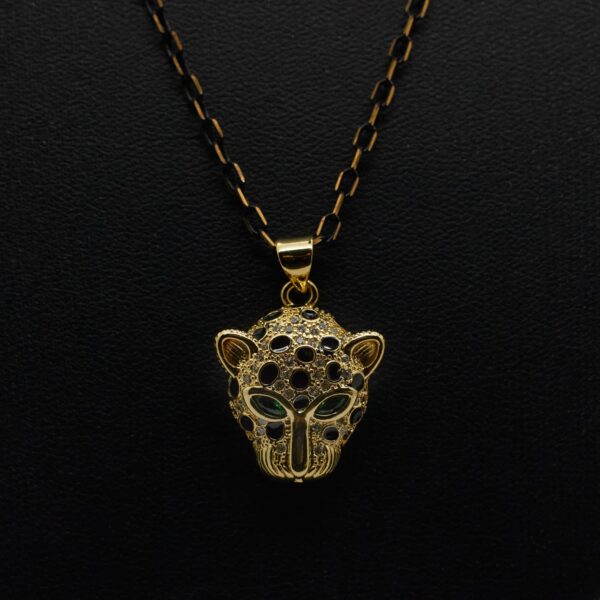 necklace tiger